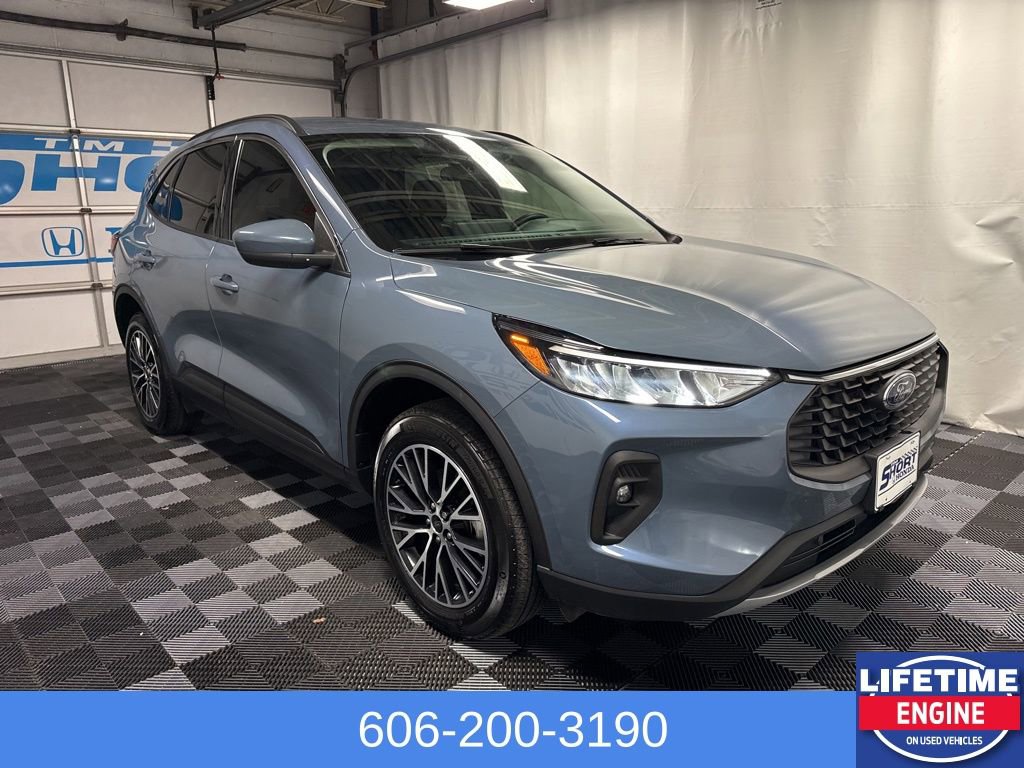 Used 2024 Ford Escape SE image 4