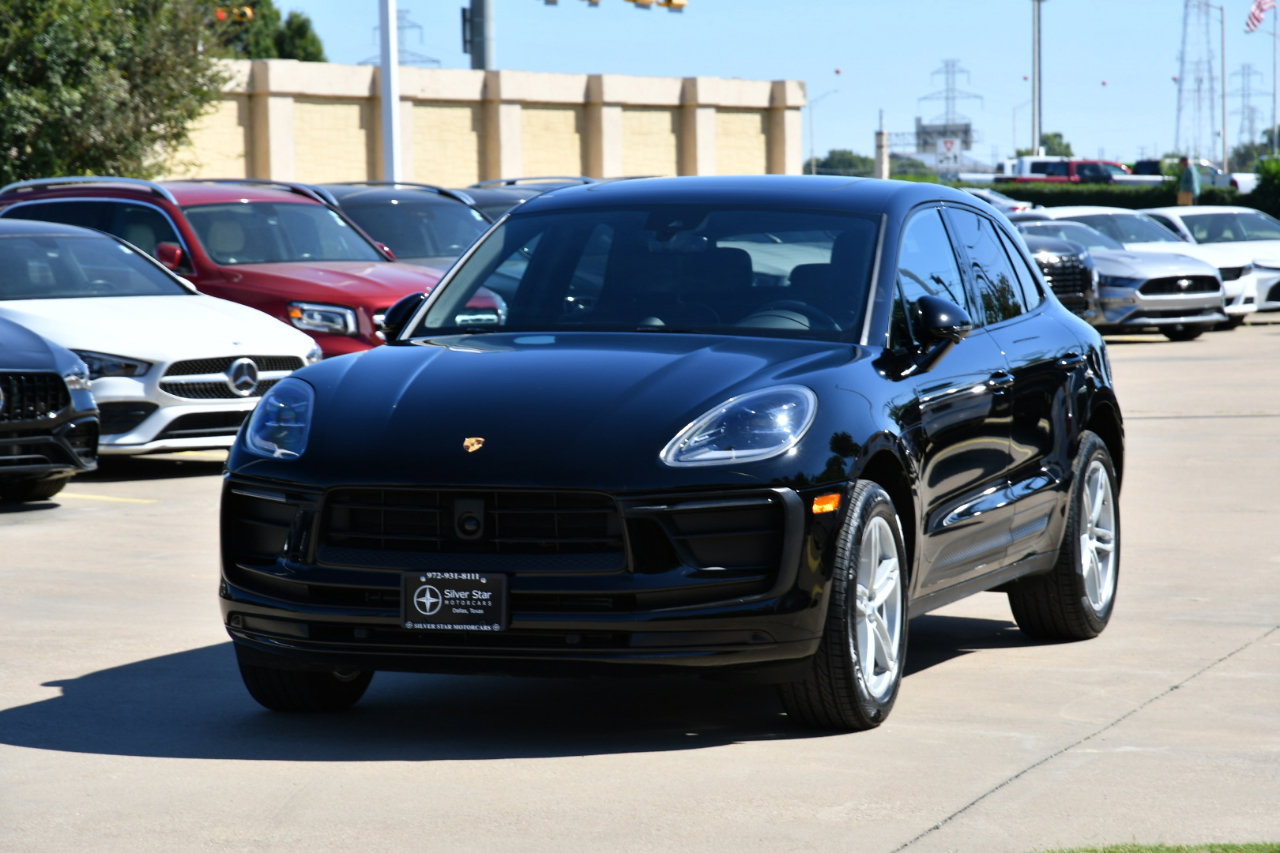 Used 2024 Porsche Macan image 2