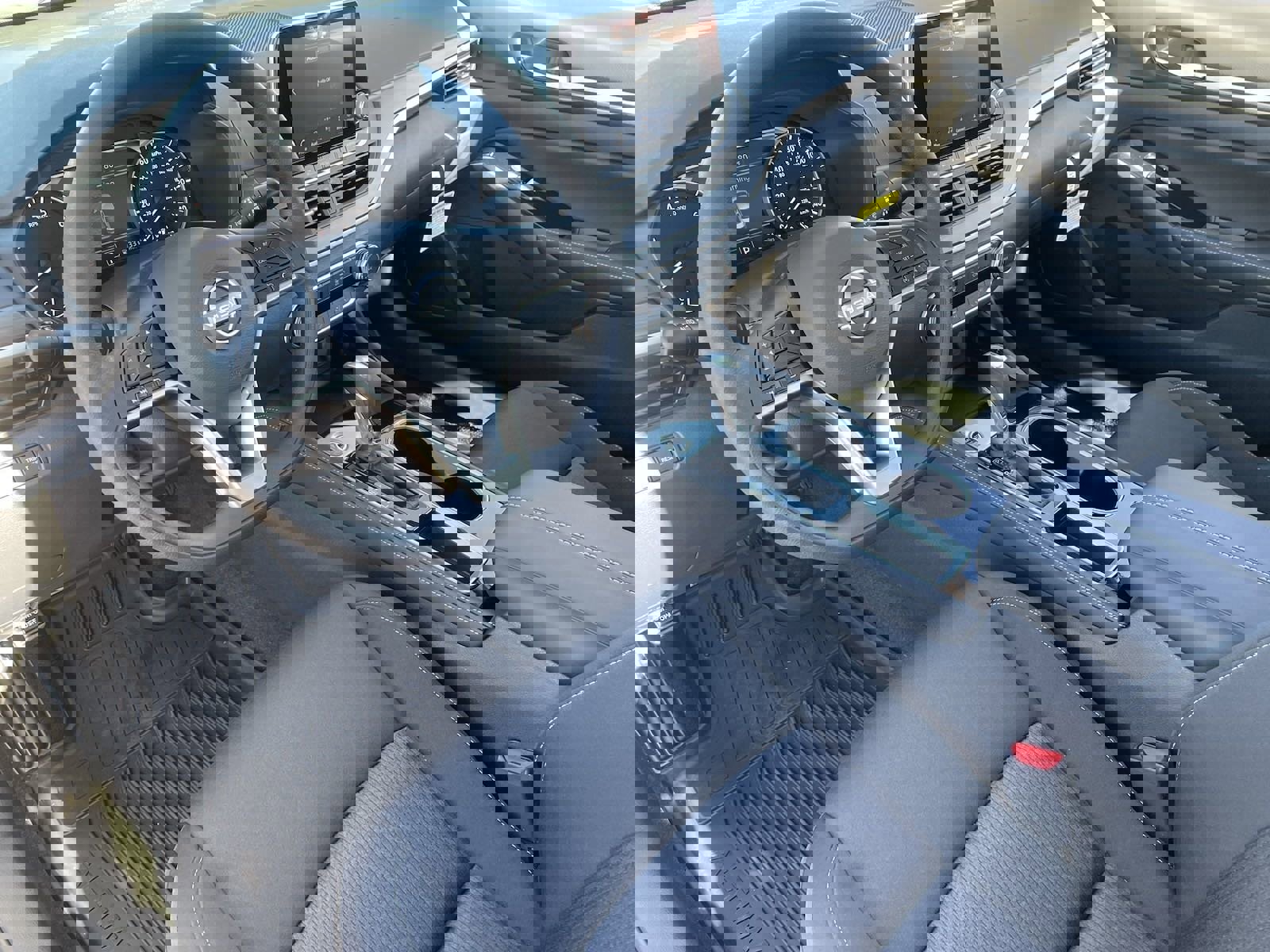 New 2025 Nissan Altima 2.5 SV image 12