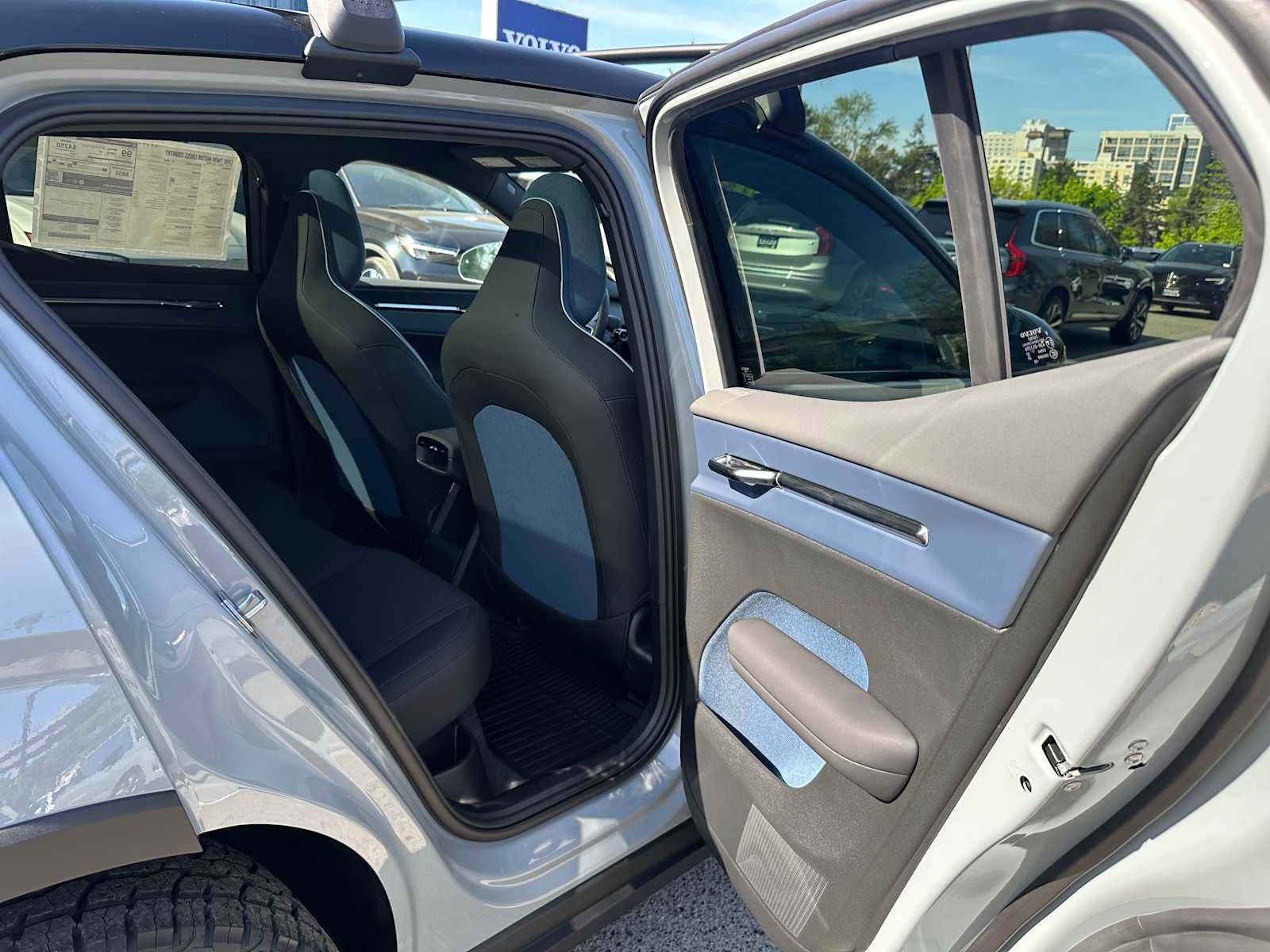 New 2026 Volvo EX30 Cross Country Ultra w/ Protection Package Premier AWD/4WD image 13