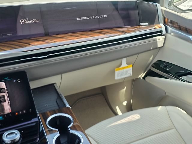 New 2026 Cadillac Escalade ESV Platinum Sport AWD/4WD image 20