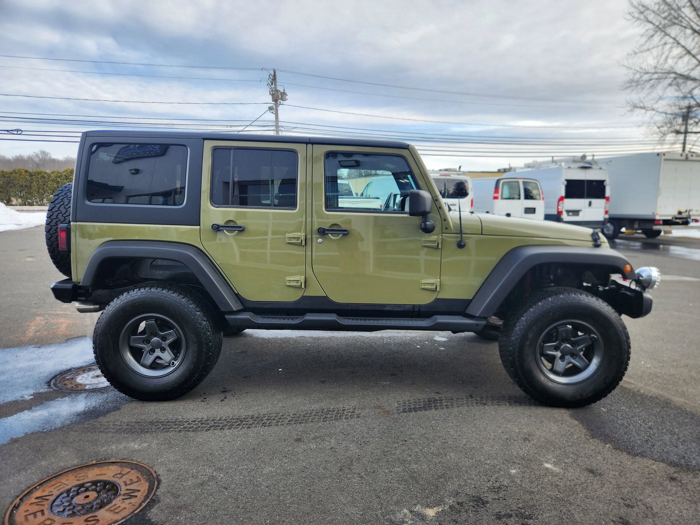 Used 2013 Jeep Wrangler Unlimited Sport image 17