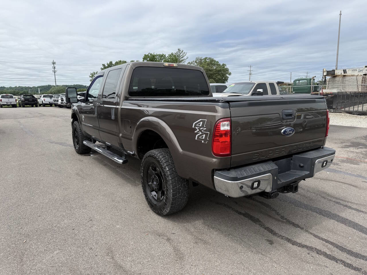 Used 2016 Ford F350 XLT w/ XLT Value Package AWD/4WD image 3