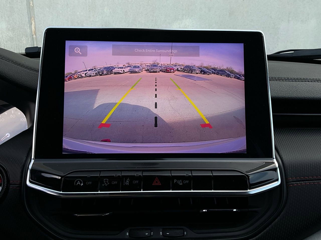 Used 2025 Jeep Compass Trailhawk image 32