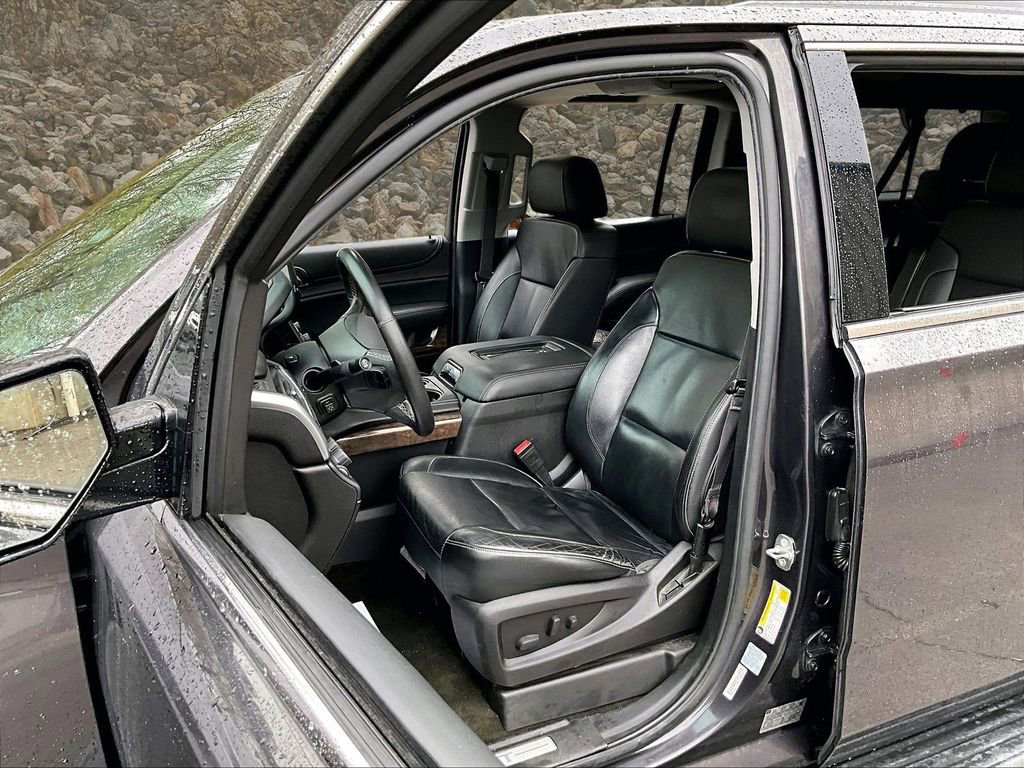 Used 2016 Chevrolet Suburban LT AWD/4WD image 22