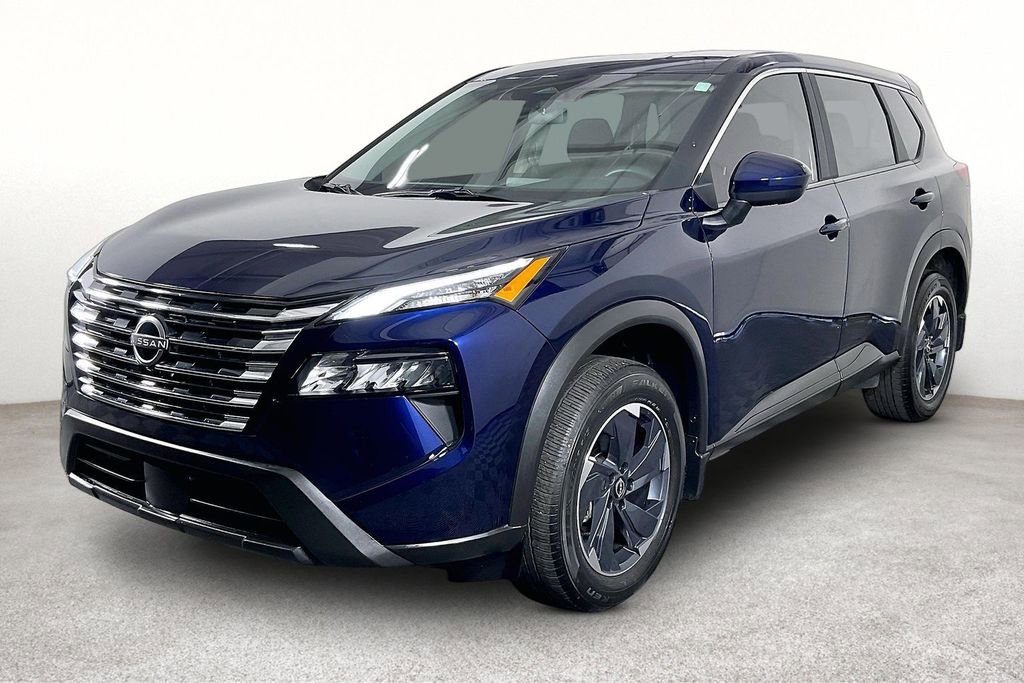 Certified 2025 Nissan Rogue SV FWD image 13