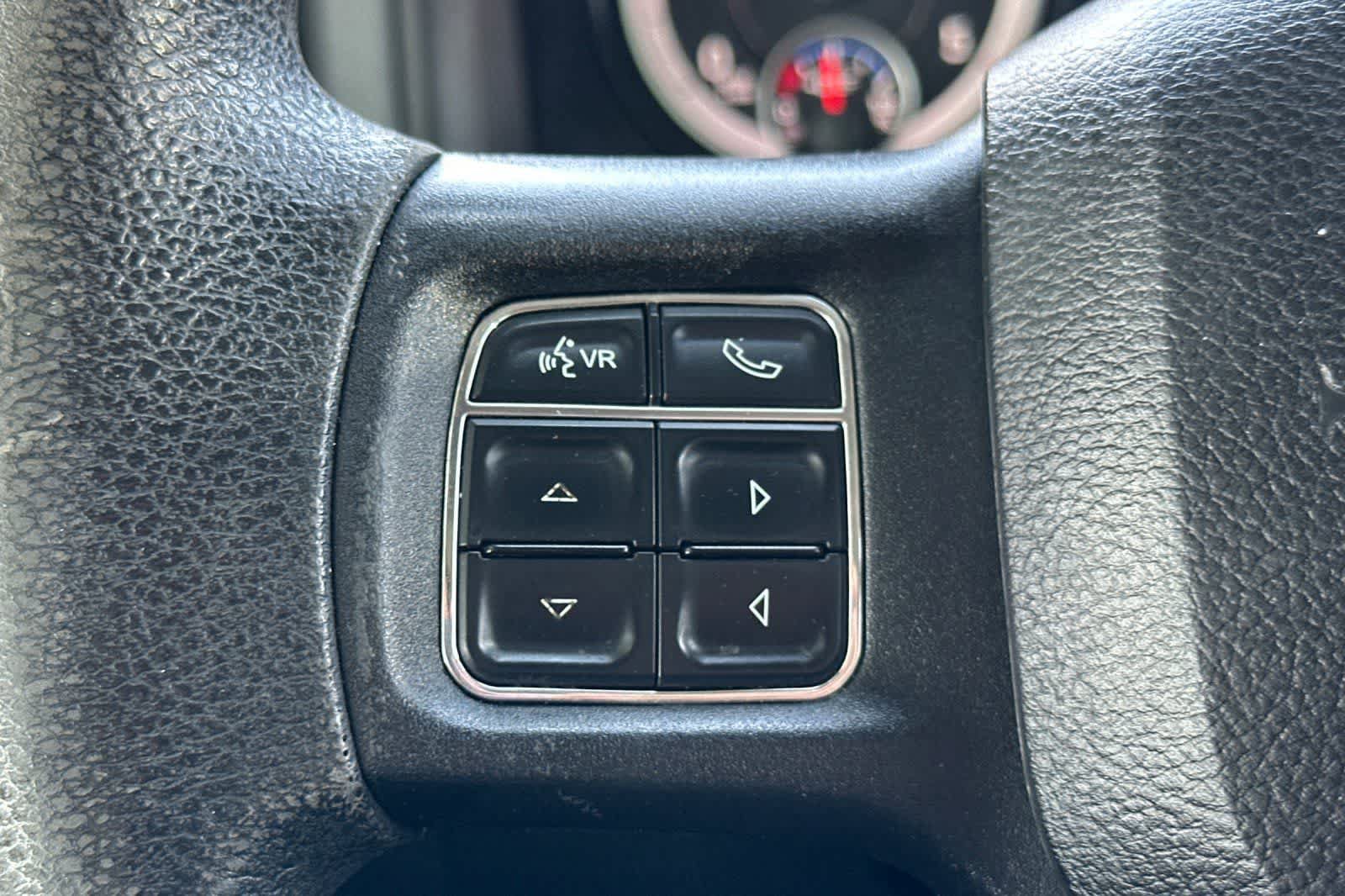 Used 2015 RAM 2500 SLT AWD/4WD image 34