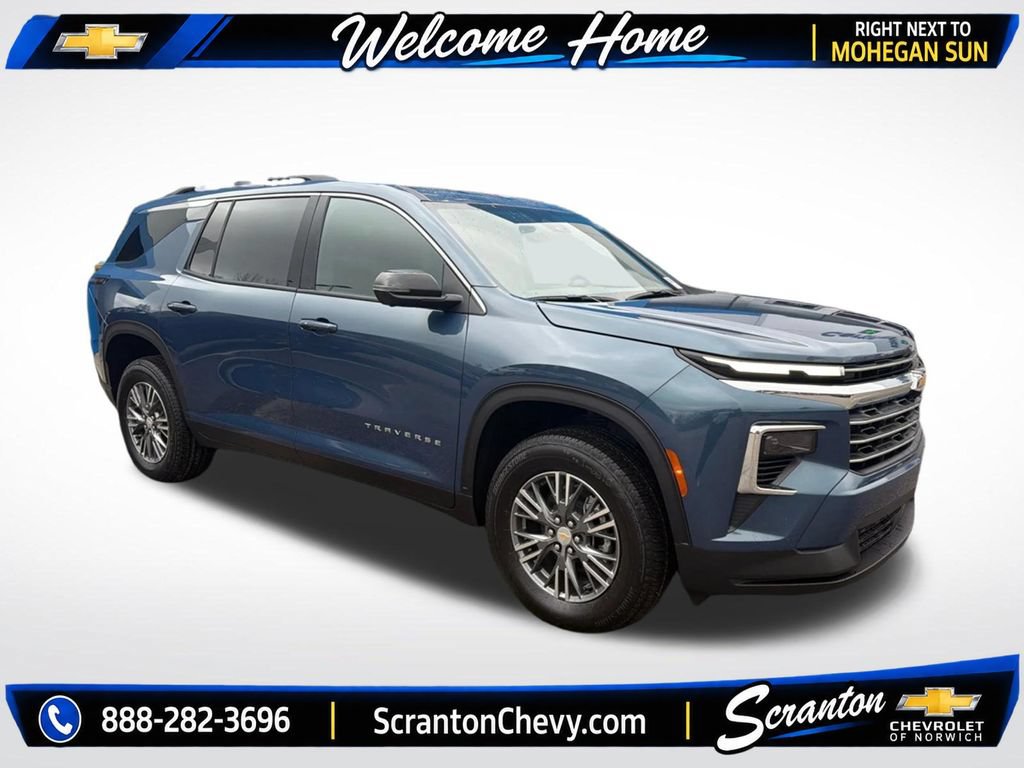 New 2026 Chevrolet Traverse LT w/ Driver Confidence Package AWD/4WD image 3