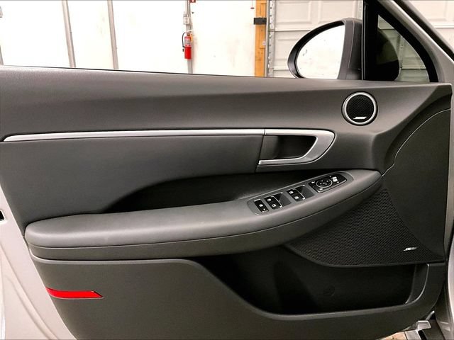 Used 2020 Hyundai Sonata SEL w/ Premium + Sunroof Package FWD image 22