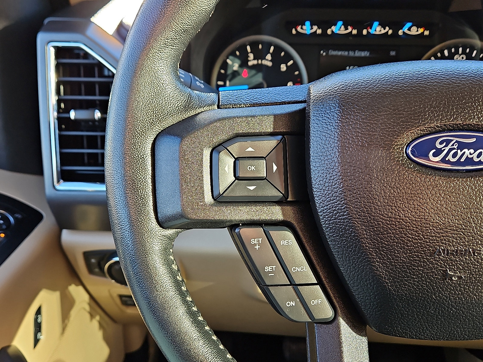 Used 2017 Ford F150 XLT w/ Equipment Group 302A Luxury image 17