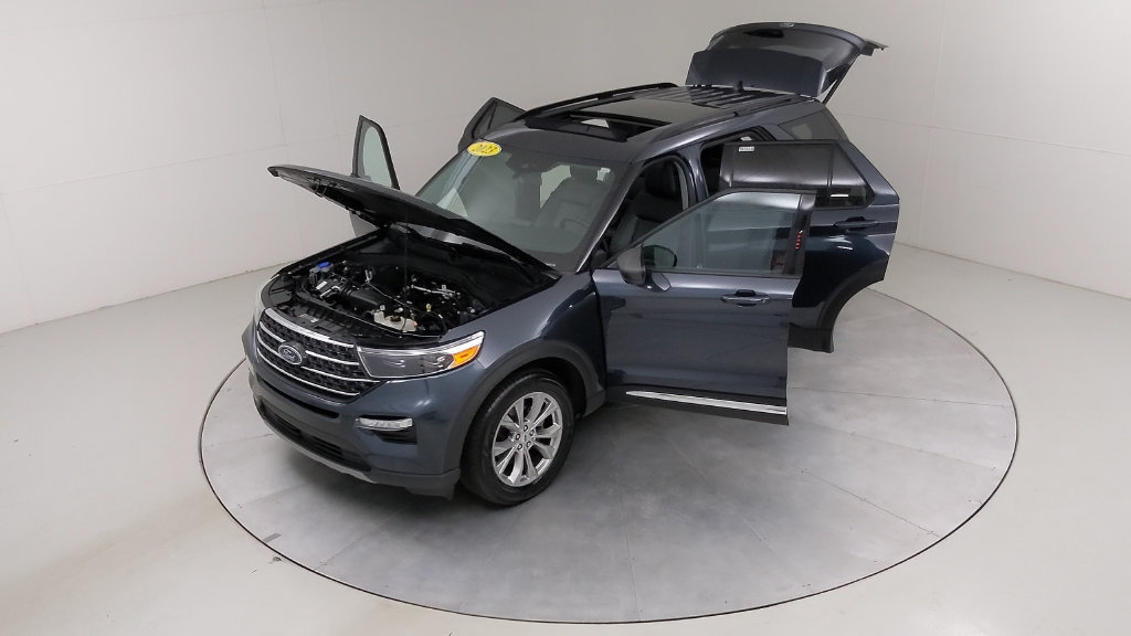 Certified 2023 Ford Explorer XLT w/ Equipment Group 202A AWD/4WD image 59