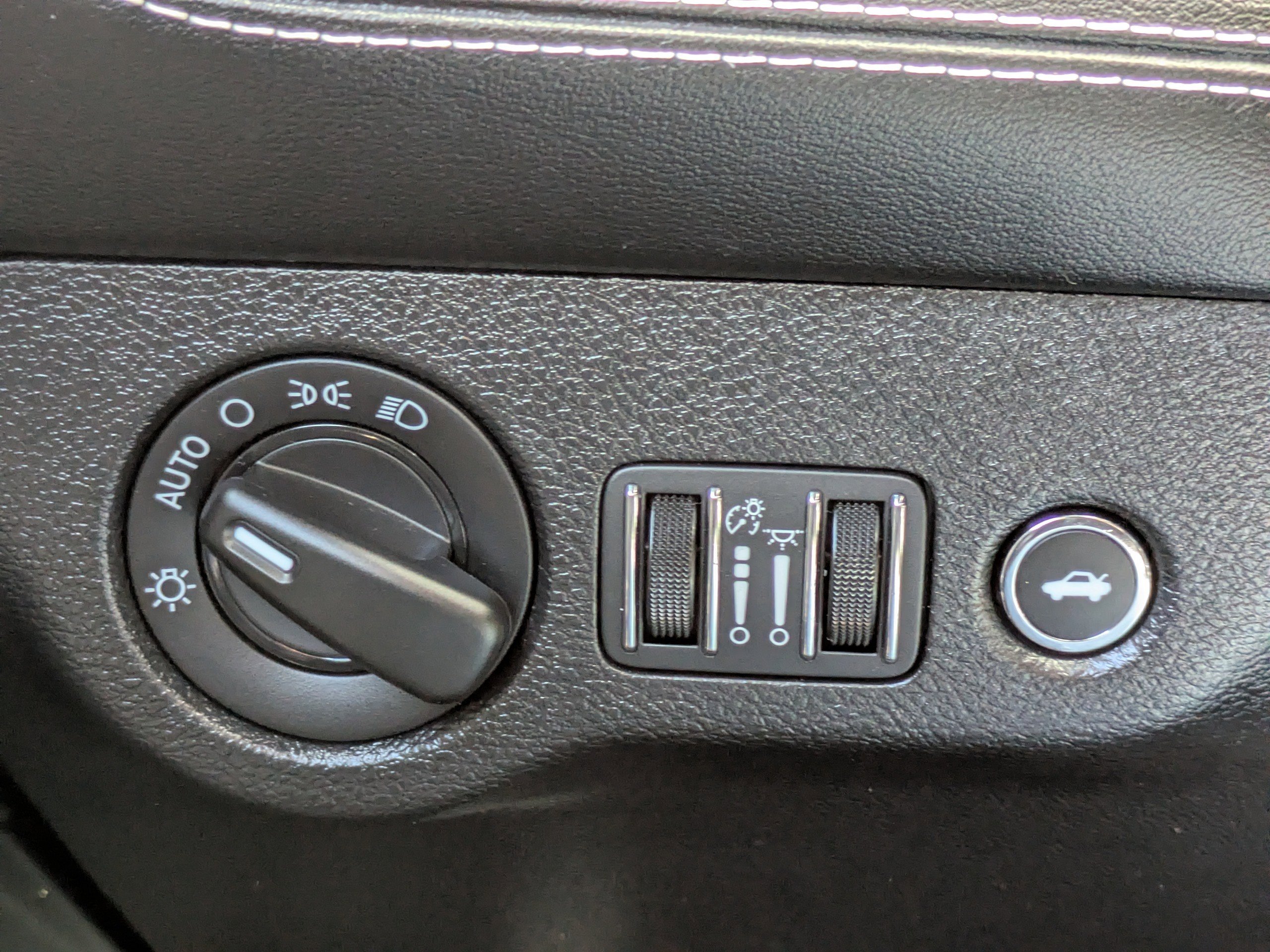 Used 2023 Dodge Challenger SRT Hellcat image 28