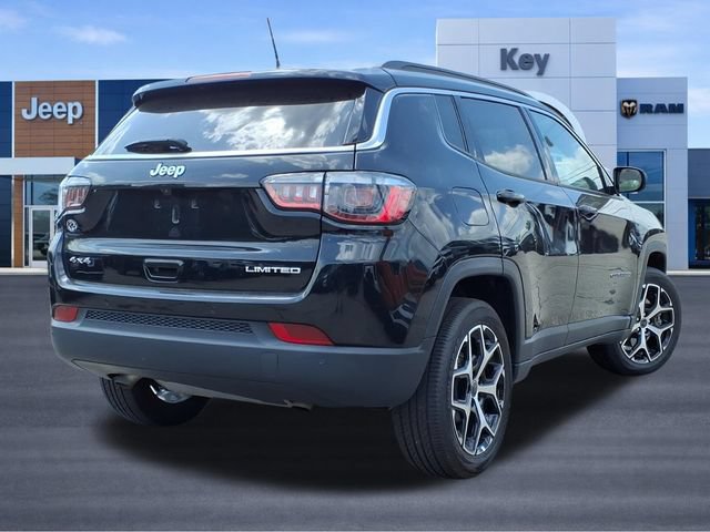 Used 2025 Jeep Compass Limited AWD/4WD image 5