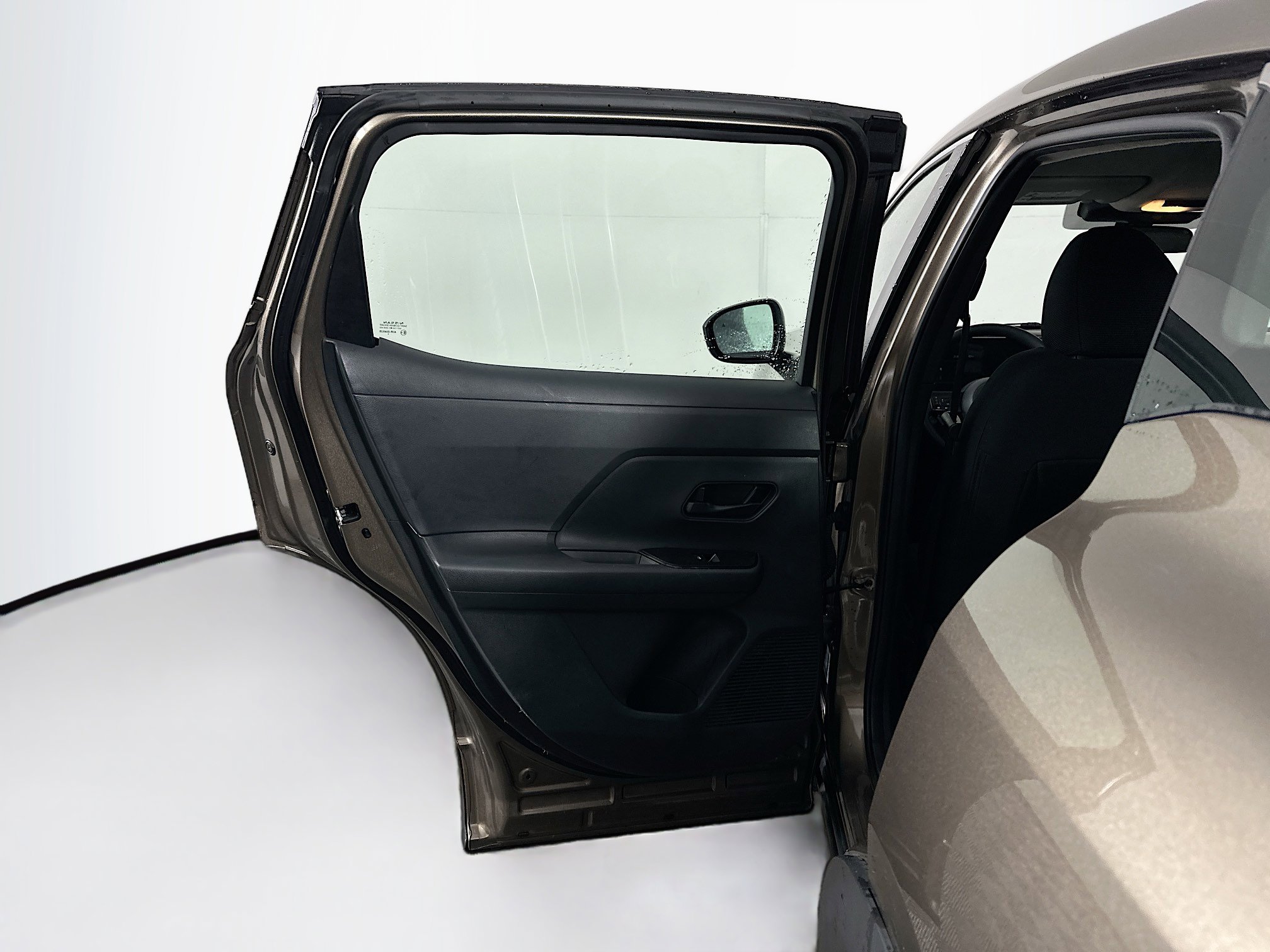 Used 2025 Nissan Kicks S image 25