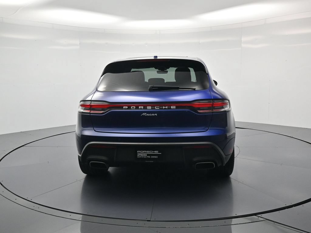 Certified 2024 Porsche Macan AWD/4WD image 32