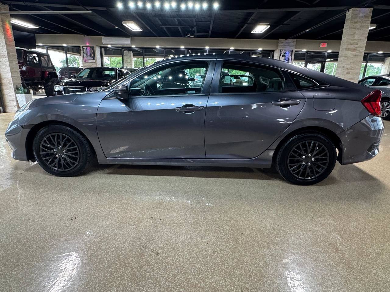 Used 2021 Honda Civic LX image 5