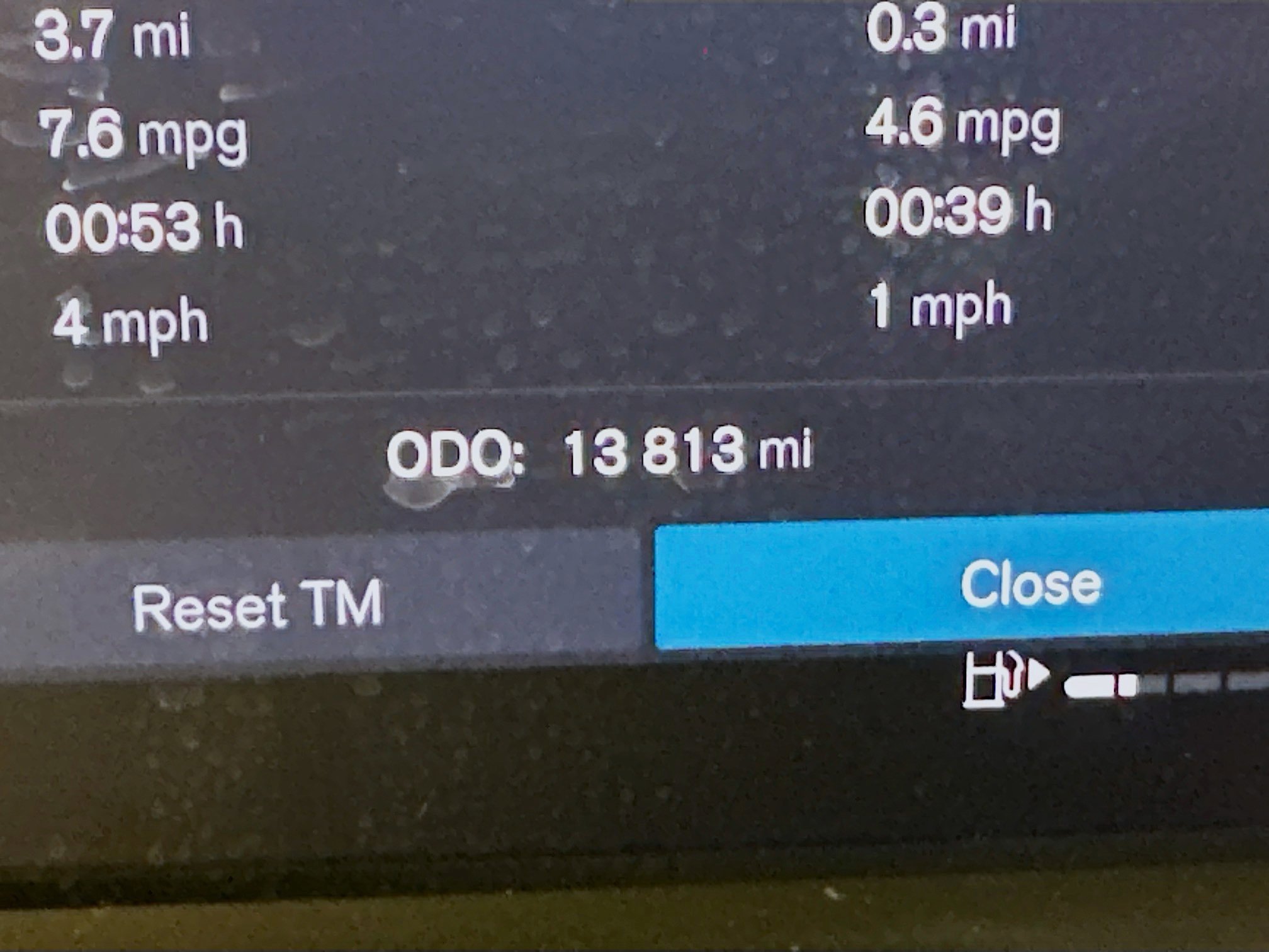 Used 2025 Volvo XC40 B5 Core image 19