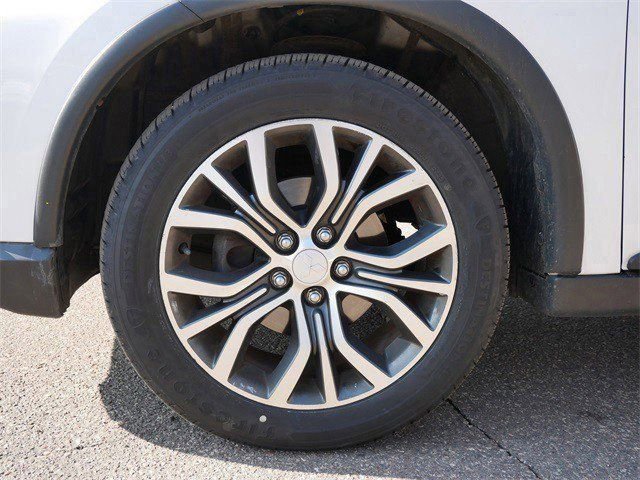 Used 2018 Mitsubishi Outlander SE image 9