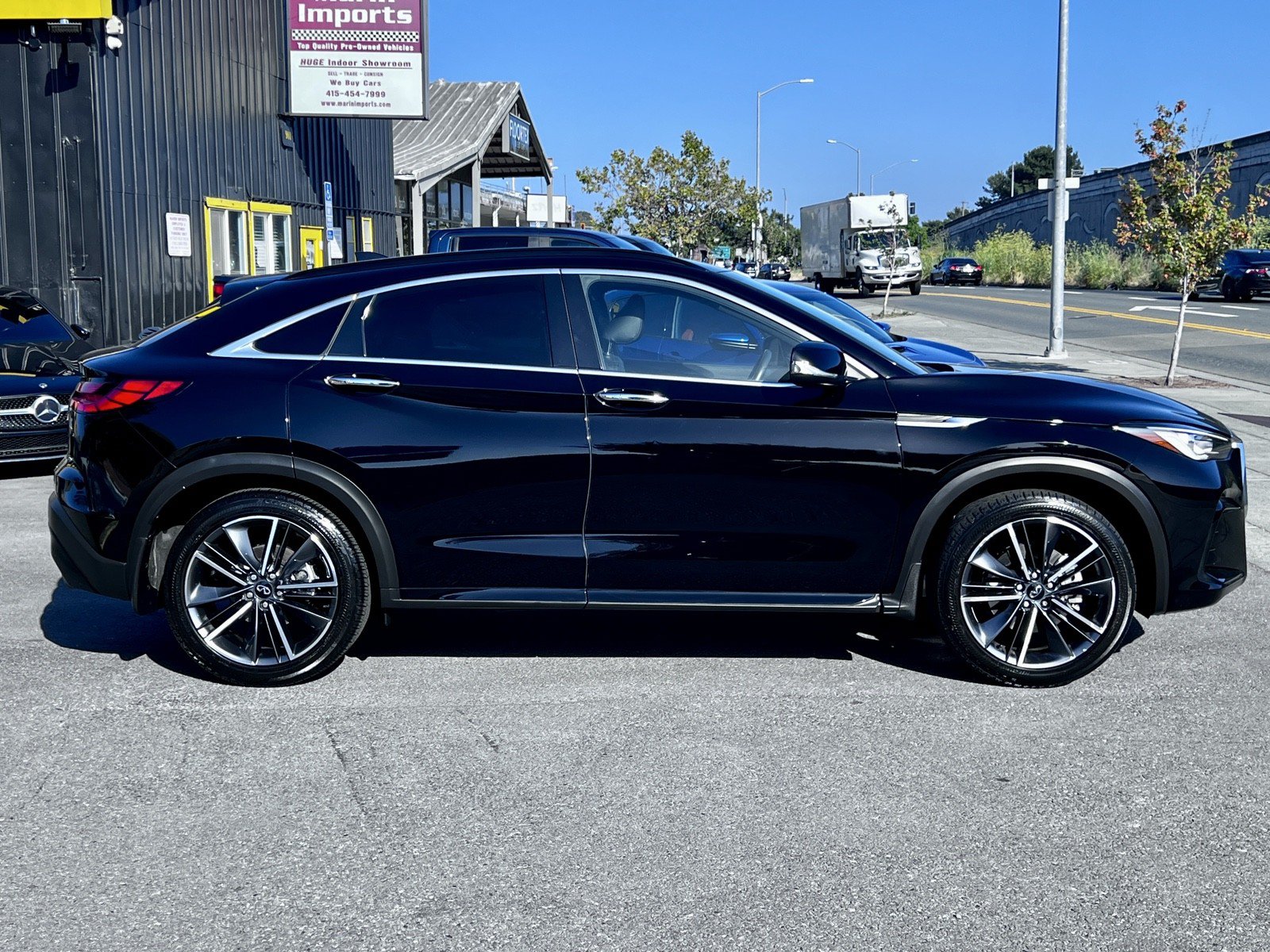 Used 2023 INFINITI QX55 Luxe w/ Cargo Package AWD/4WD image 5