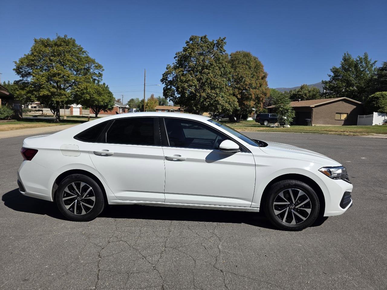 Used 2022 Volkswagen Jetta S image 6