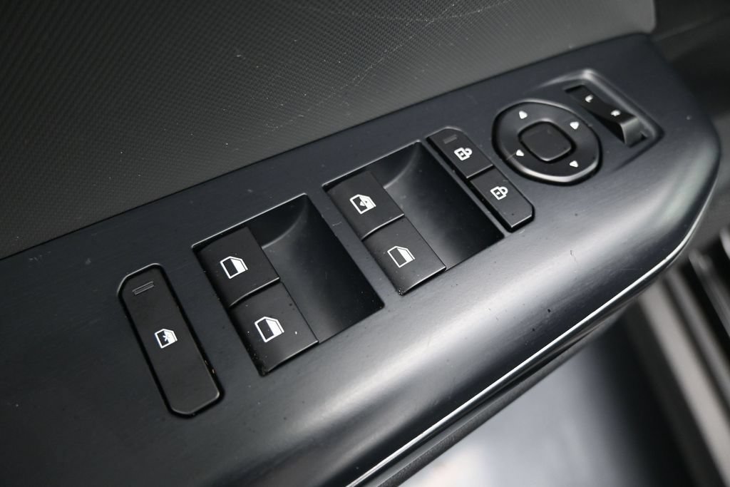 Used 2025 Kia K4 FWD image 11
