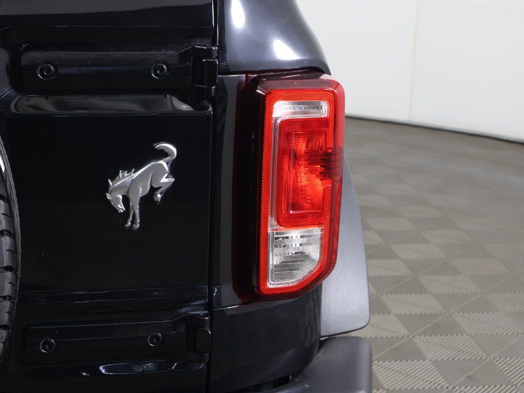 Used 2023 Ford Bronco 4-Door AWD/4WD image 13