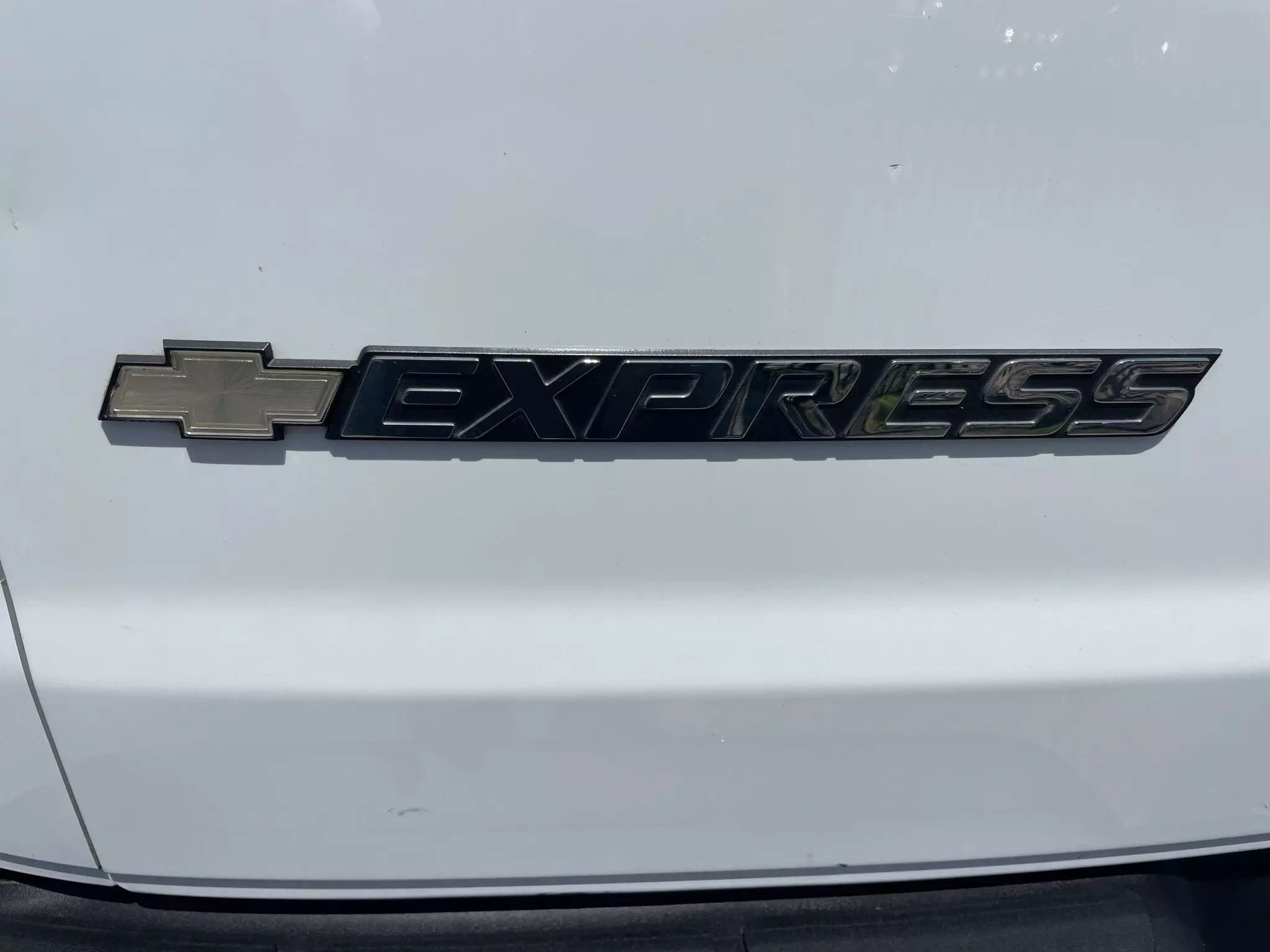 Used 2020 Chevrolet Express 2500 w/ Safety Package image 19