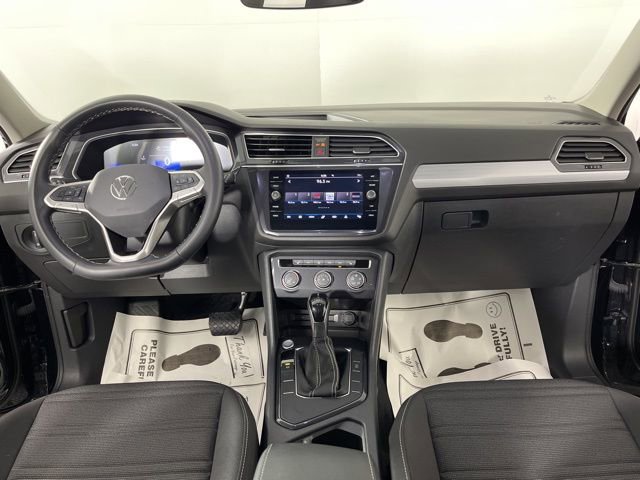 Used 2024 Volkswagen Tiguan S image 40