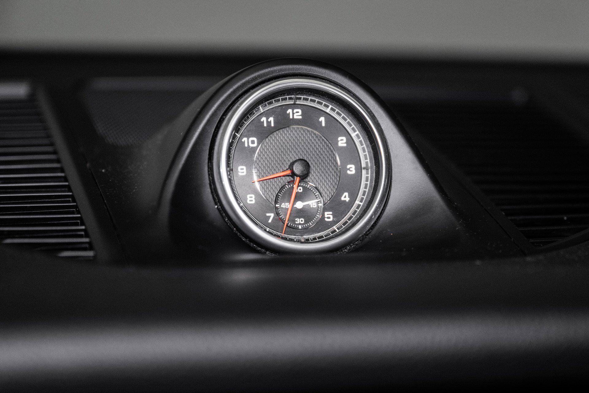 Used 2021 Porsche Macan S image 34