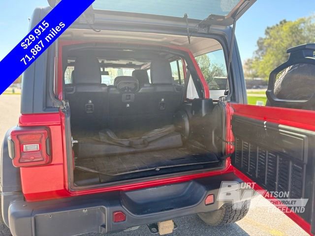 Used 2018 Jeep Wrangler Unlimited Rubicon w/ Dual Top Group AWD/4WD image 27