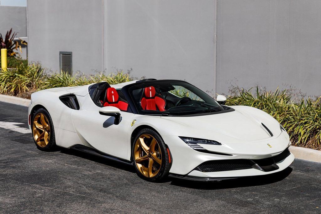 Used 2024 Ferrari SF90 Spider AWD/4WD image 7