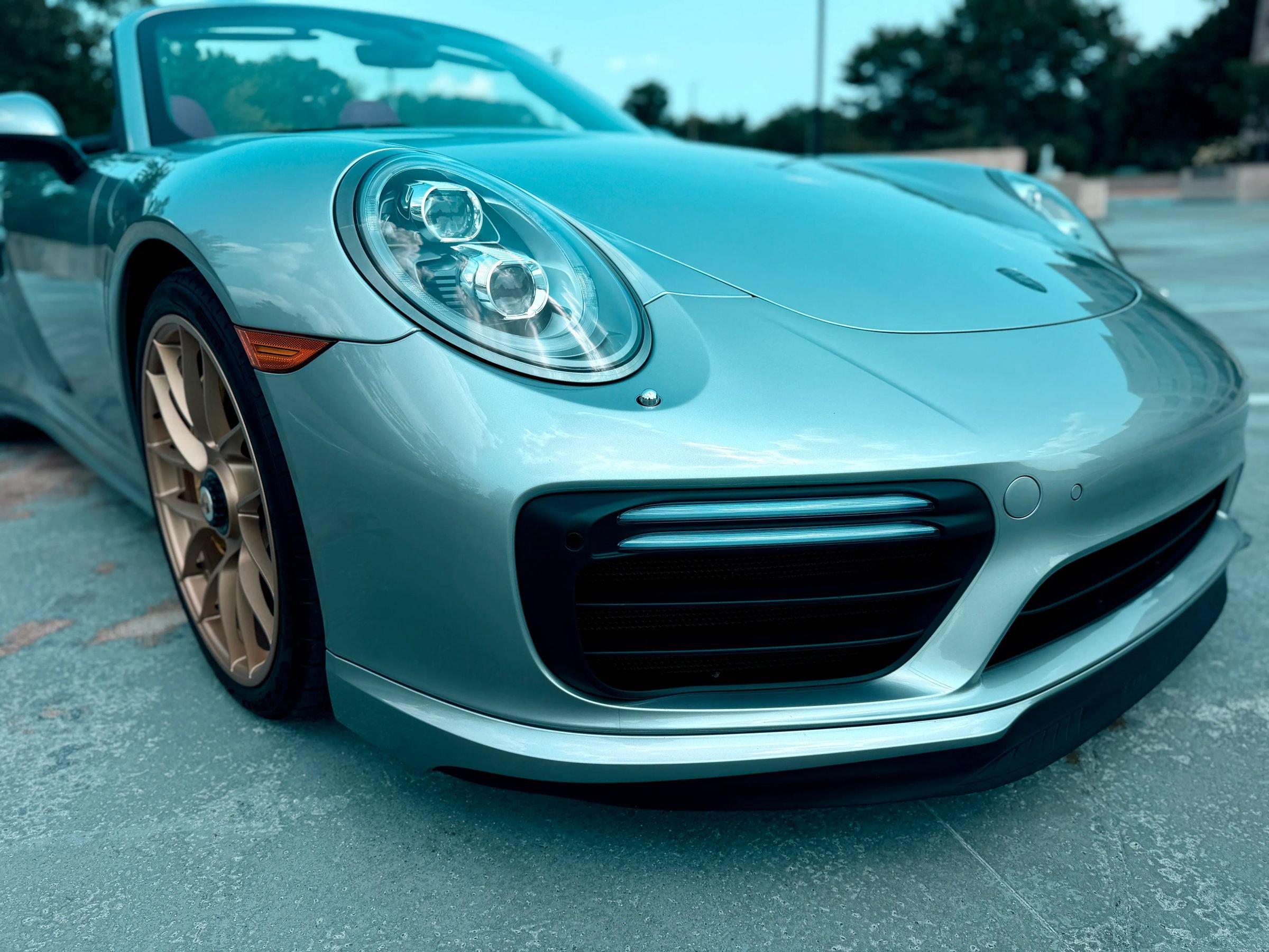 Used 2017 Porsche 911 Turbo S AWD/4WD image 22