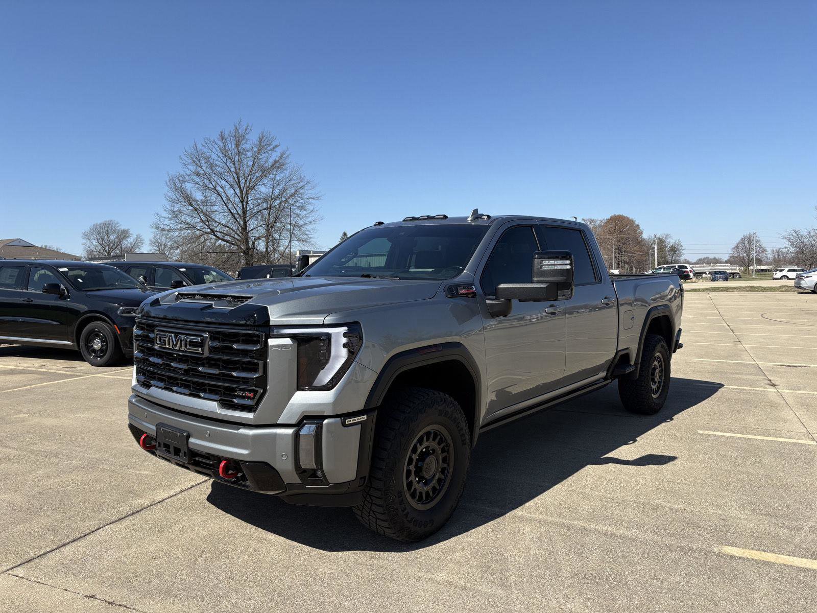 Used 2024 GMC Sierra 2500 AT4 w/ AT4 Premium Plus Package image 20