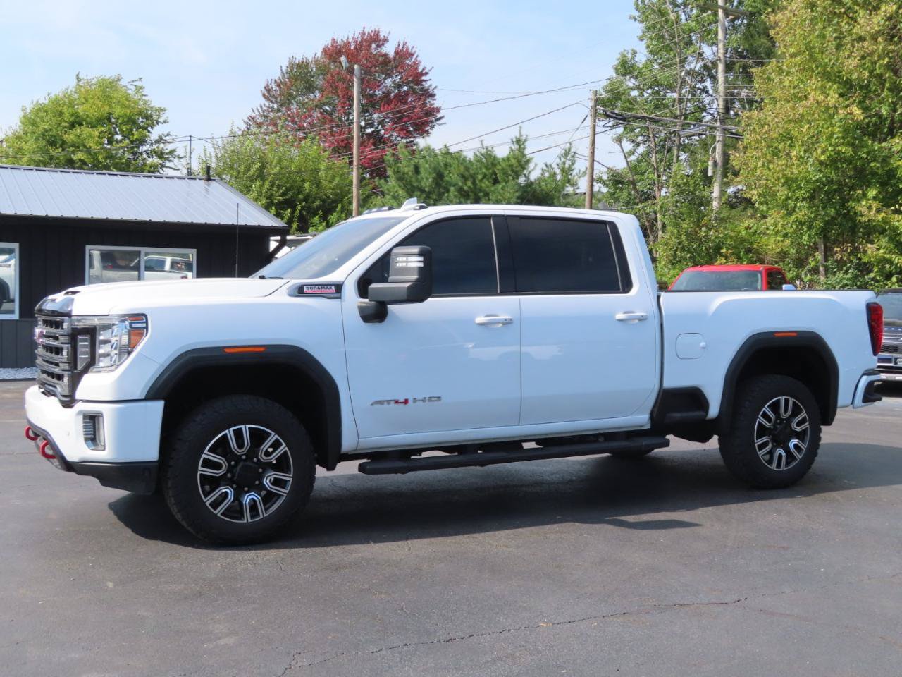 Used 2020 GMC Sierra 2500 AT4 w/ AT4 Premium Package AWD/4WD image 2