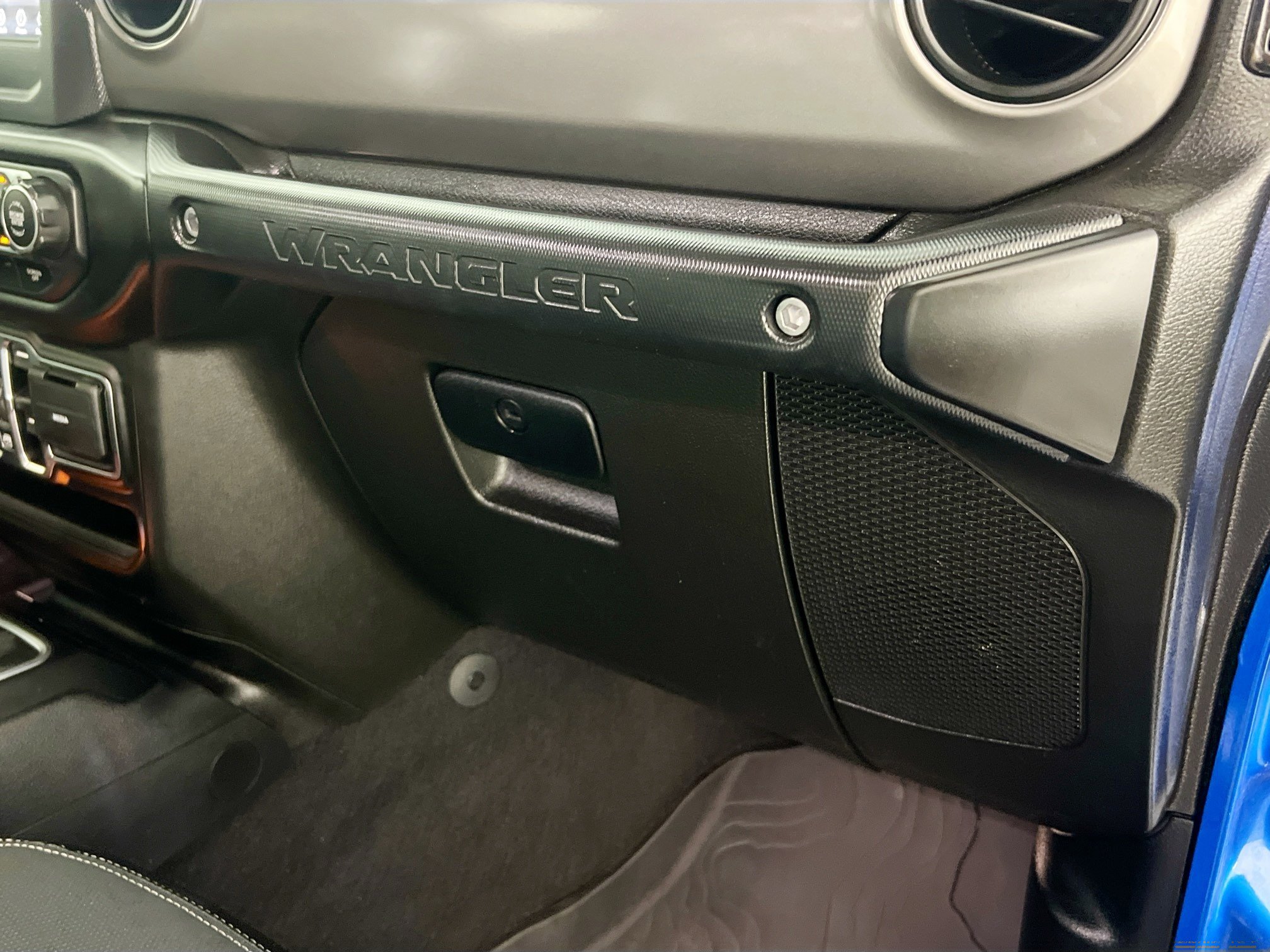 Used 2021 Jeep Wrangler Unlimited Sport AWD/4WD image 34