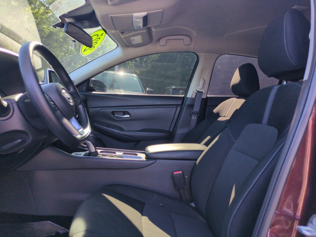 Used 2025 Nissan Sentra SV FWD image 14