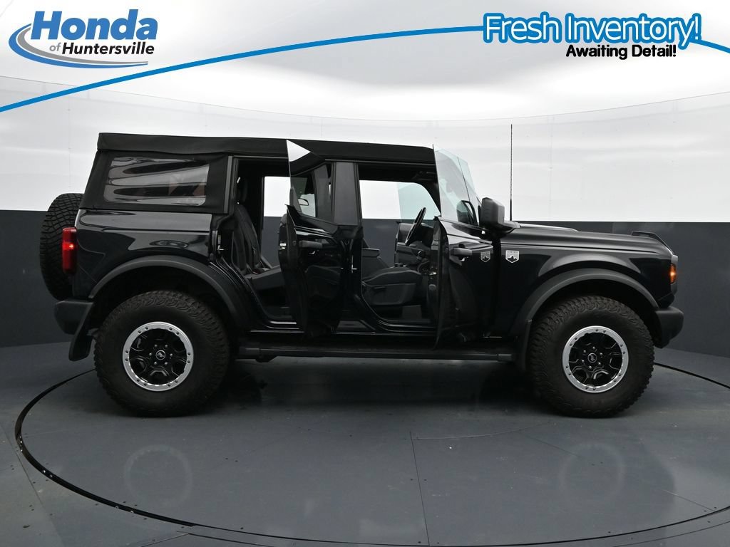 Used 2023 Ford Bronco Big Bend w/ Sasquatch Package AWD/4WD image 45