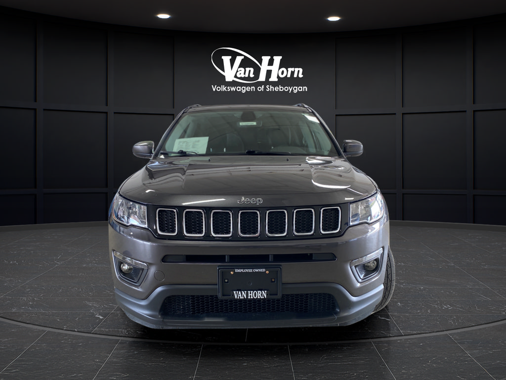 Used 2021 Jeep Compass Latitude w/ Convenience Group AWD/4WD image 2