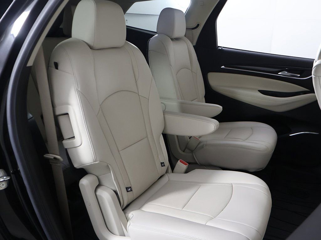 Used 2023 Buick Enclave Essence image 34