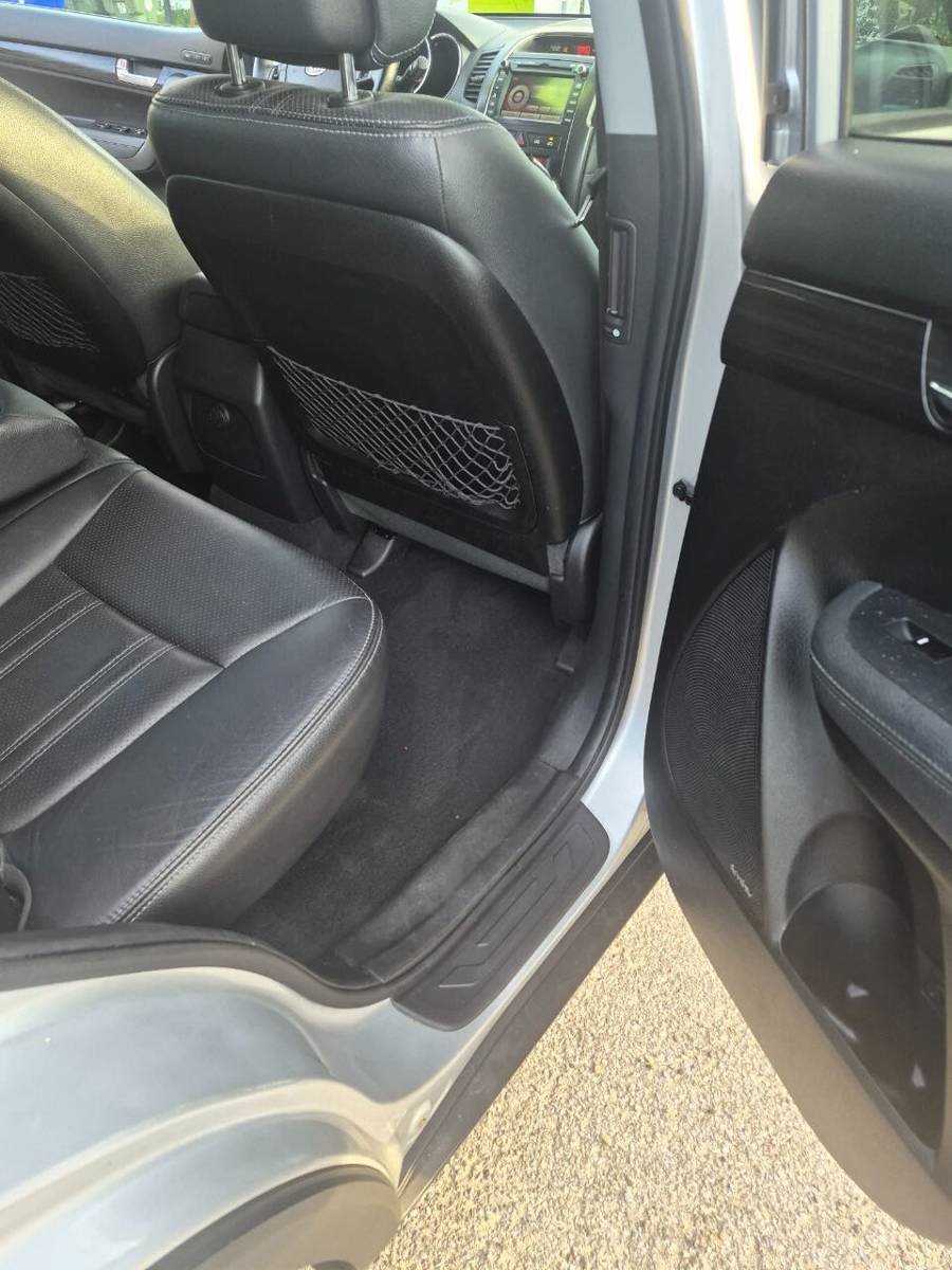Used 2012 Kia Sorento EX w/ Premium Plus Pkg AWD/4WD image 25