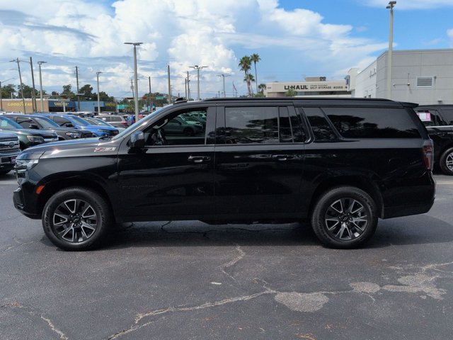 Used 2022 Chevrolet Suburban Z71 AWD/4WD image 9