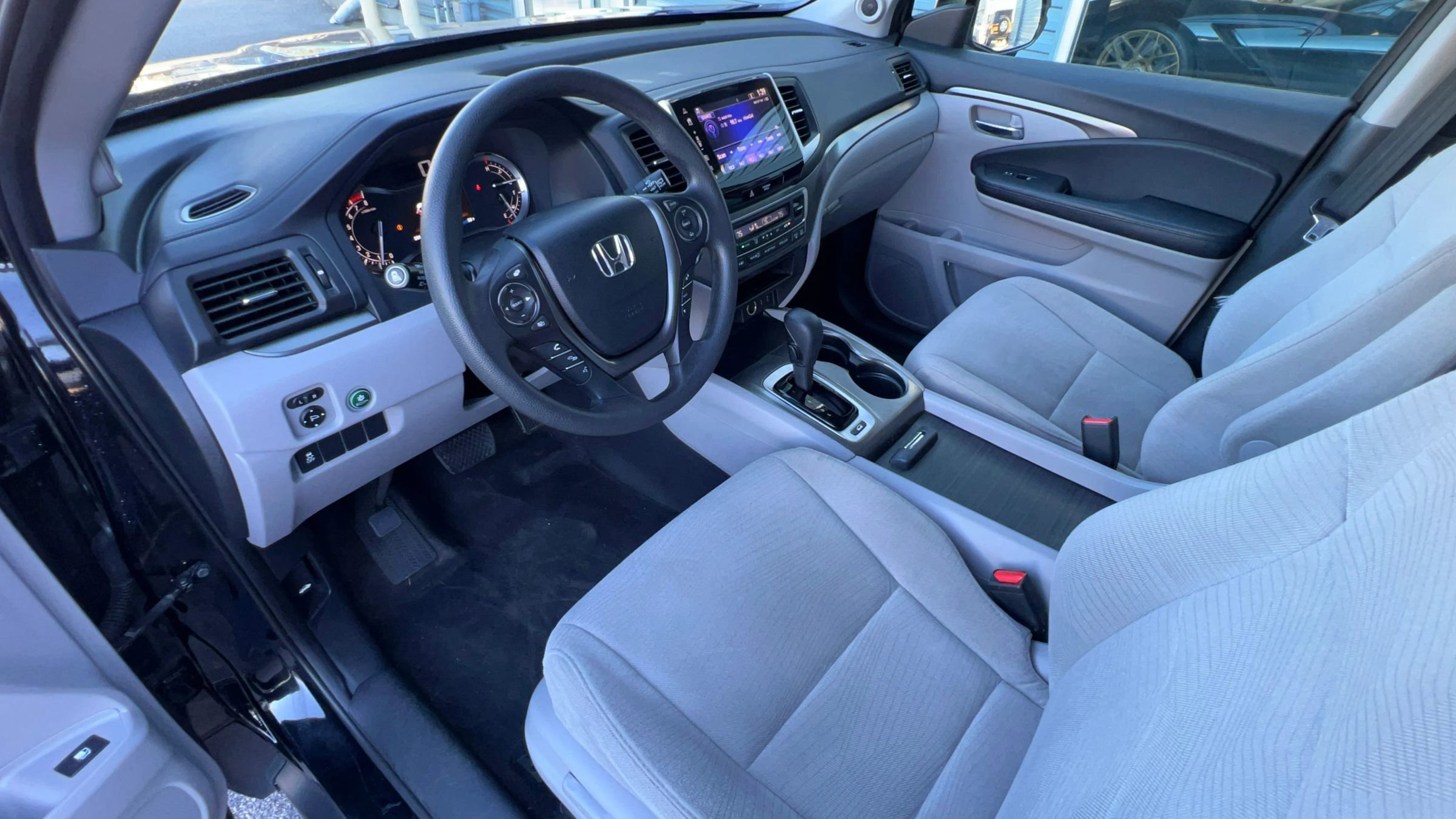 Used 2018 Honda Pilot EX image 19