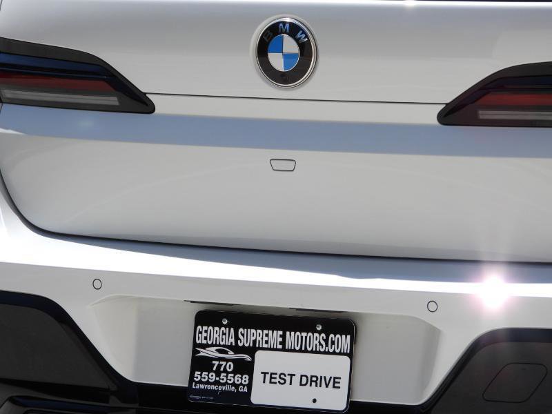 Used 2024 BMW 740i image 13