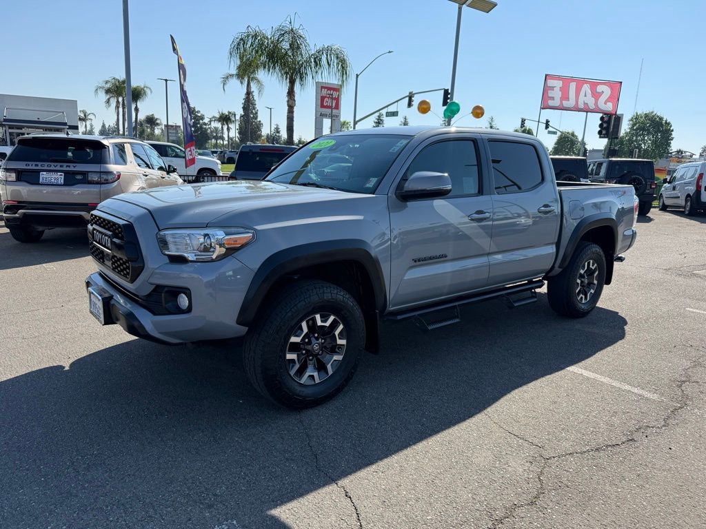 Used 2021 Toyota Tacoma TRD Off-Road w/ Technology Package AWD/4WD image 3