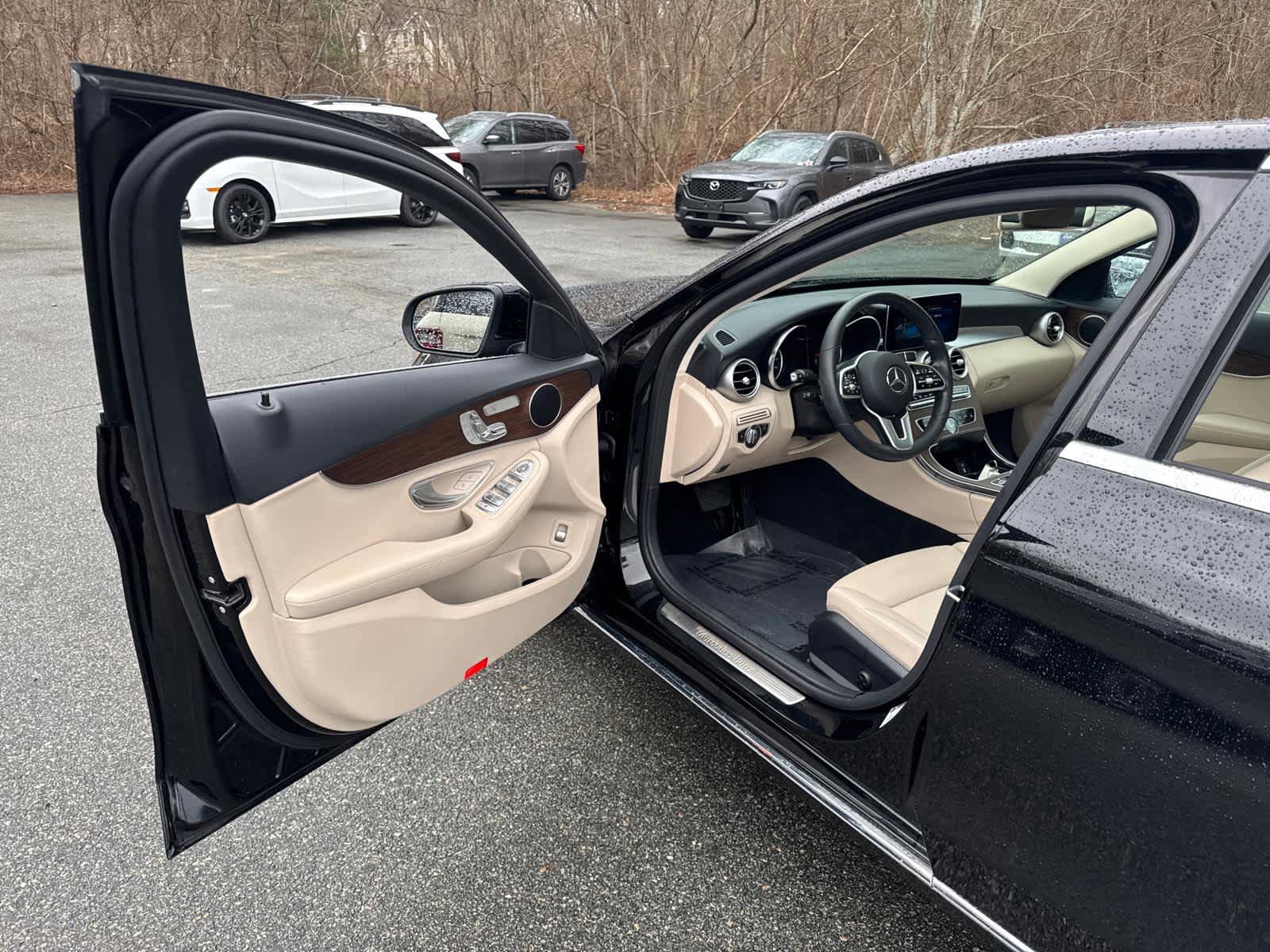 Used 2020 Mercedes-Benz C 300 4MATIC Sedan image 12