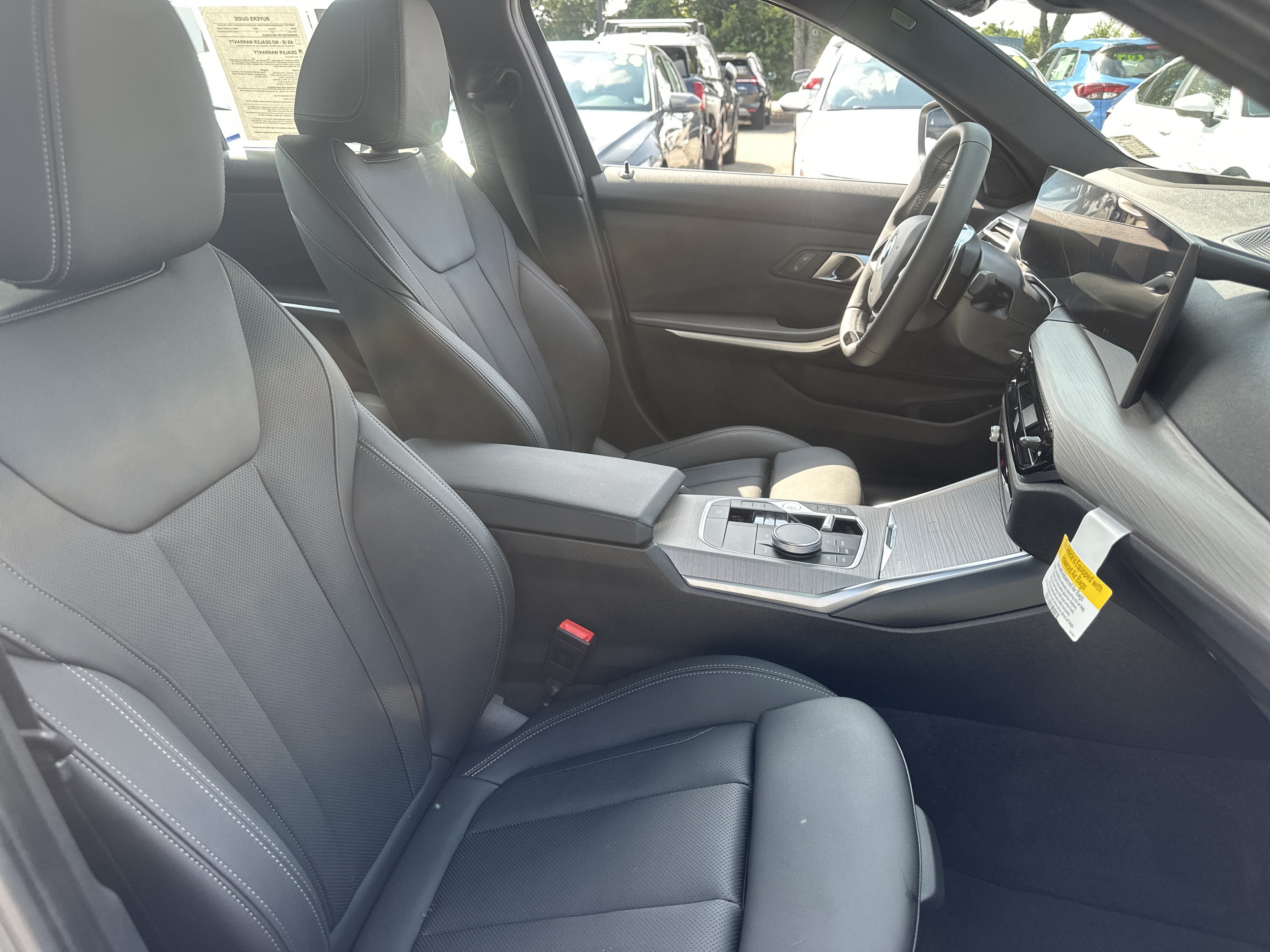 Used 2025 BMW 330i Sedan w/ Premium Package RWD image 5