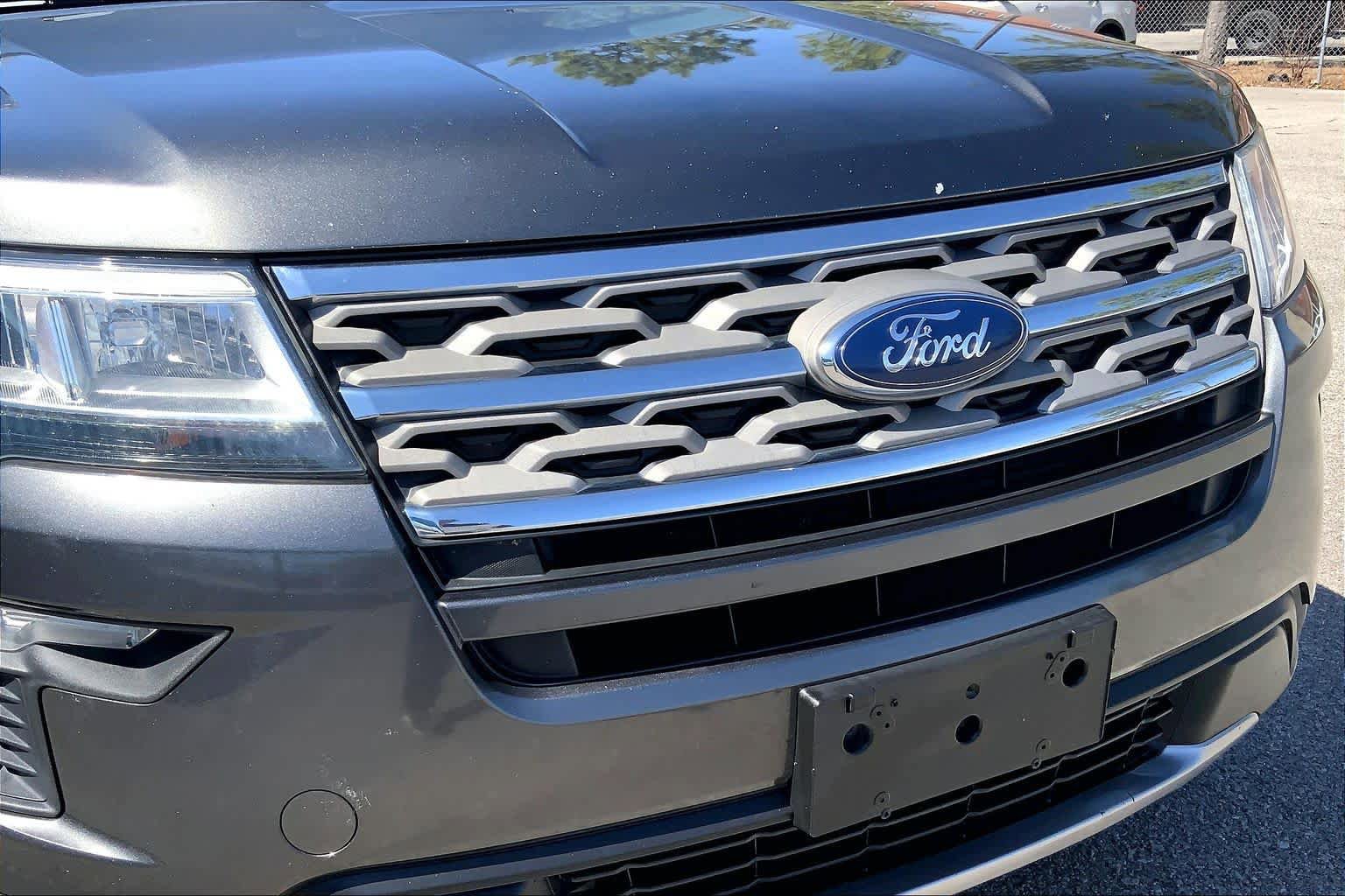 Used 2018 Ford Explorer XLT w/ Equipment Group 201A image 30