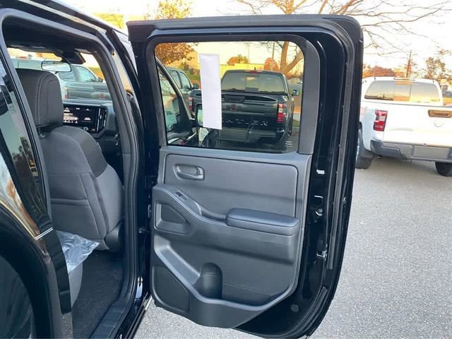 New 2026 Nissan Frontier SV w/ Tow Package image 23