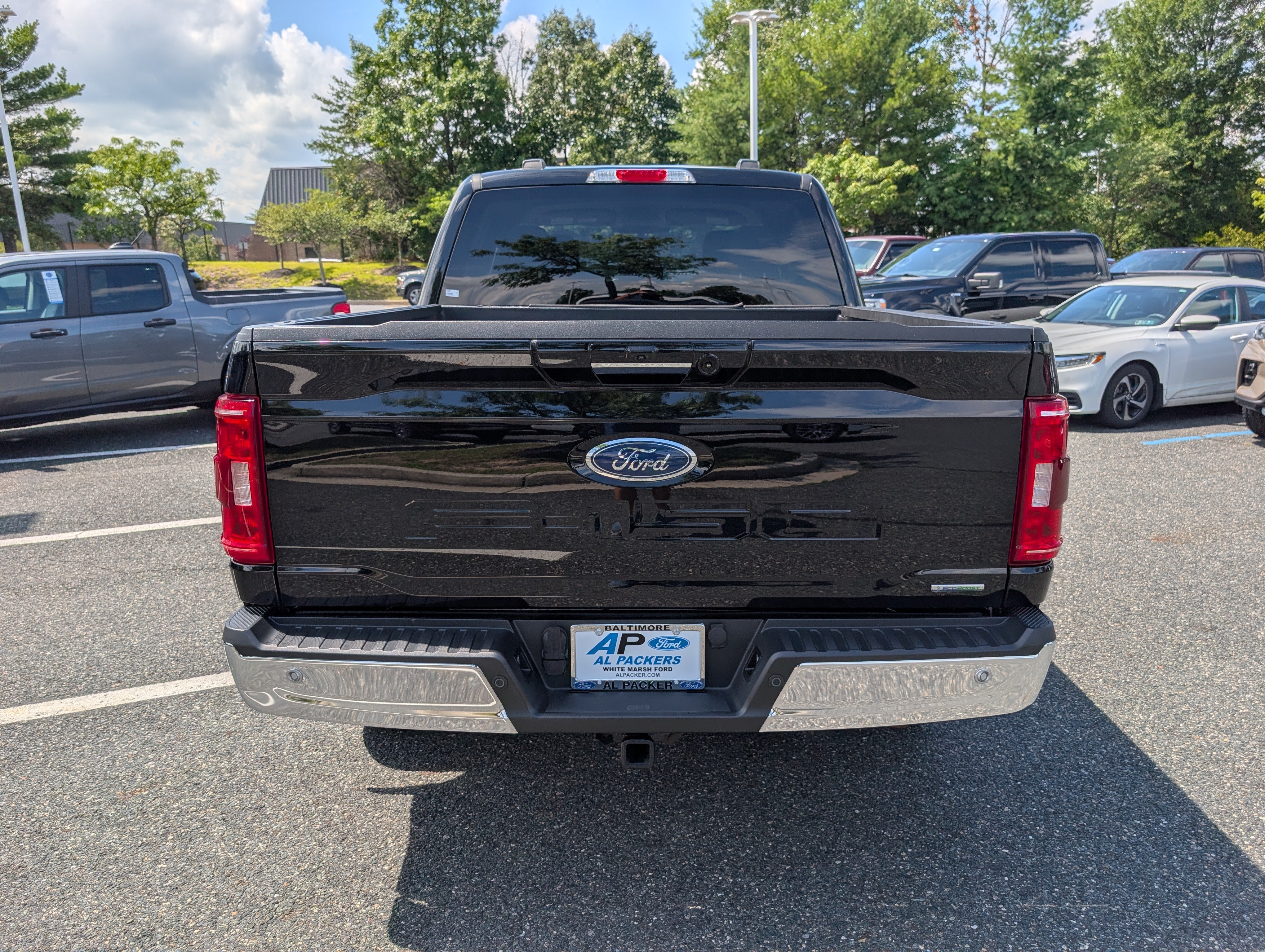 Certified 2022 Ford F150 XLT w/ Equipment Group 302A High AWD/4WD image 4