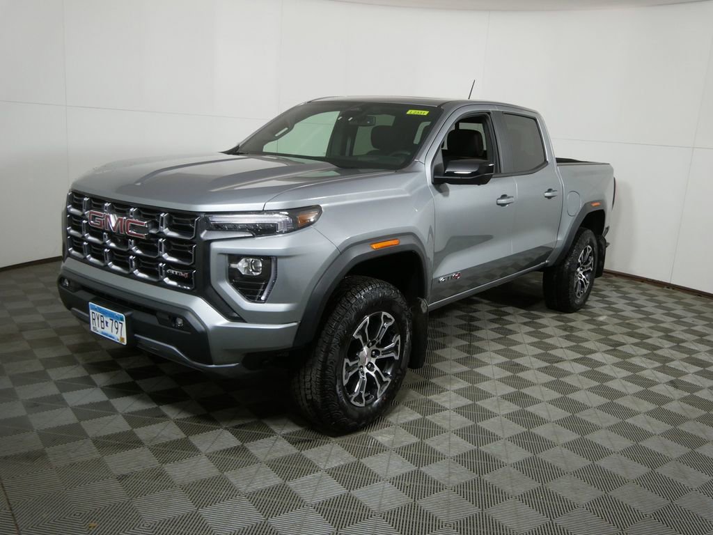 Used 2025 GMC Canyon AT4 w/ Technology Plus Package image 7